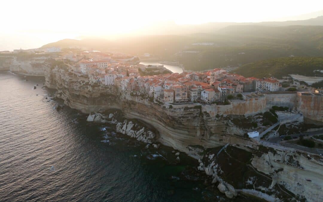 Film de mariage en Corse à Bonifacio